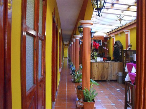 Hotel Arcos Del Carmen San Cristobal de las Casas Ngoại thất bức ảnh