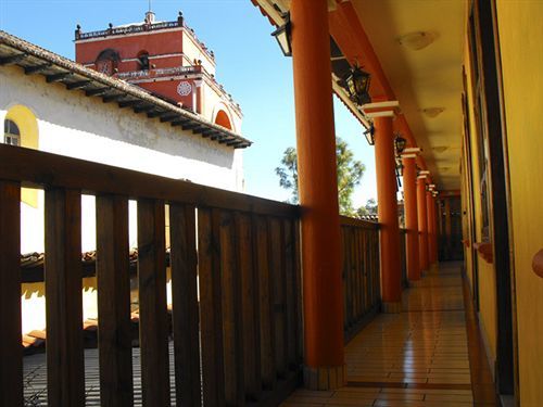 Hotel Arcos Del Carmen San Cristobal de las Casas Ngoại thất bức ảnh
