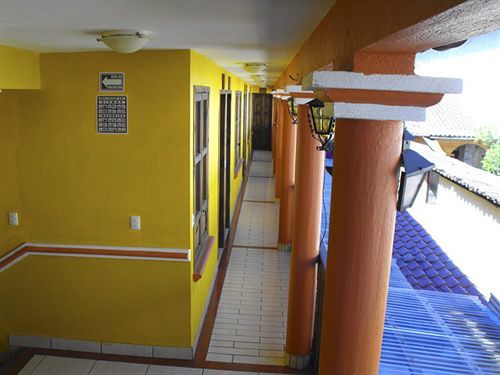 Hotel Arcos Del Carmen San Cristobal de las Casas Ngoại thất bức ảnh
